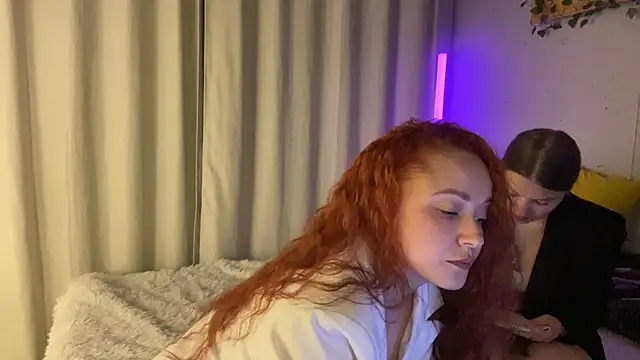 Snapshot of __2sya__ chatting on March 2025 09:17:01 PM 2sya online show from March 2025 09:17:01 PM