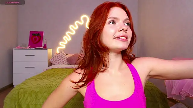 Red  Candy online show from December 2024 04:31:01 PM