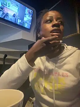 BrianaBrownn online show from October 2025 11:19:01 AM