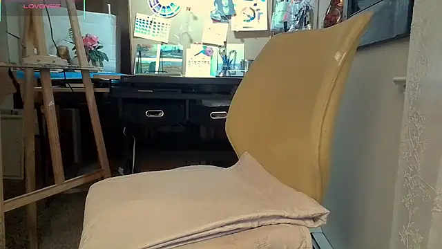 Snapshot of naughtyonbicycle chatting on July 2026 01:30:01 PM naughtyonbicycle online show from July 2026 01:30:01 PM