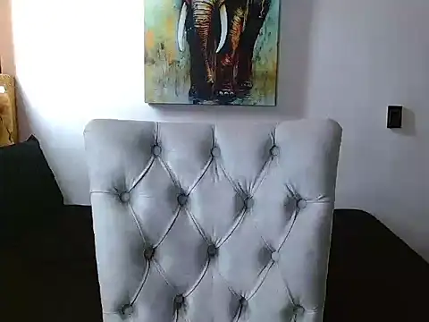 Velk hot online show from March 2026 12:44:02 PM