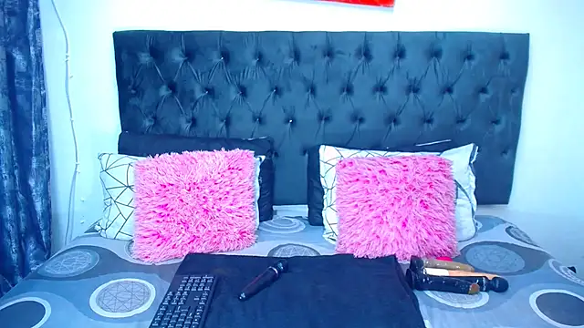 Mitchiey012 online show from March 2025 08:04:01 AM