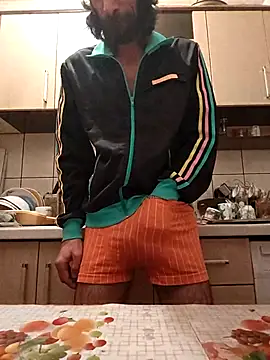 vulpe8400 online show from October 2025 06:51:02 PM