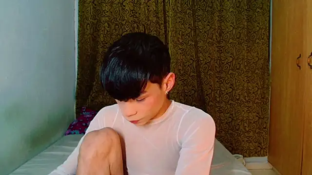 femboykeene online show from November 2025 10:42:01 PM