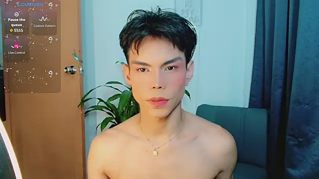 Snapshot of femboykeene chatting on May 2026 11:35:01 PM femboykeene online show from May 2026 11:35:01 PM