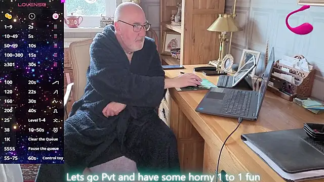 Adamdaddybear online show from April 2026 07:08:01 AM