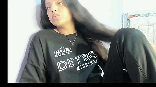 ReisheII Andersom online show from November 2025 11:38:02 PM