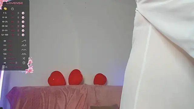 Snapshot of alysia_storm chatting on February 2025 06:40:01 PM alysia storm online show from February 2025 06:40:01 PM