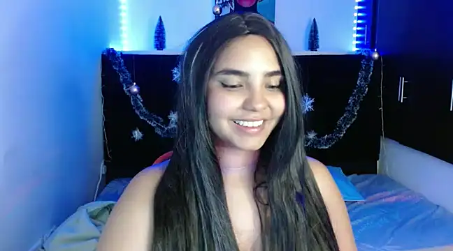 Miapeyton online show from December 2024 06:17:01 PM