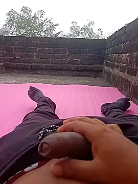 Snapshot of Tanker_95 chatting on December 2024 03:22:02 AM Tanker 95 online show from December 2024 03:22:02 AM