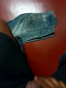 Snapshot of Tanker_95 chatting on January 2025 02:47:01 PM Tanker 95 online show from January 2025 02:47:01 PM