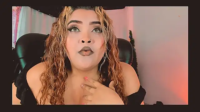 Agatha humidity online show from March 2025 08:48:02 PM