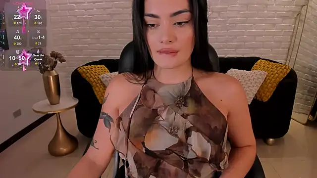 GiaFerrara online show from November 2025 07:25:01 PM