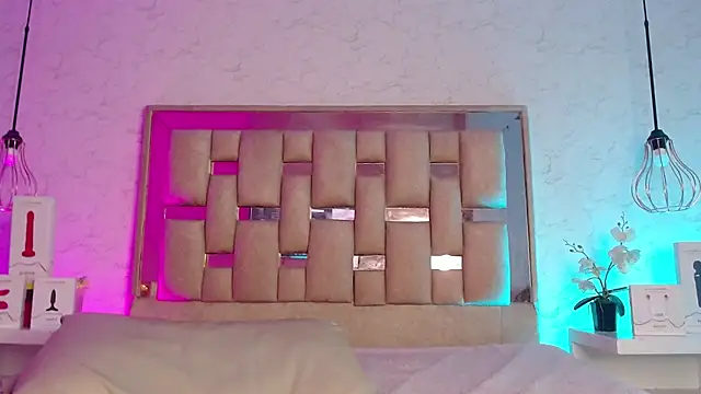 GigiVolkova online show from February 2025 10:49:02 PM