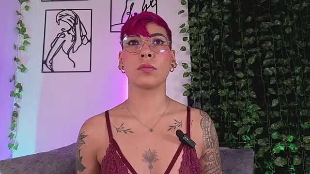 MiaMorgan  online show from January 2026 01:48:01 PM