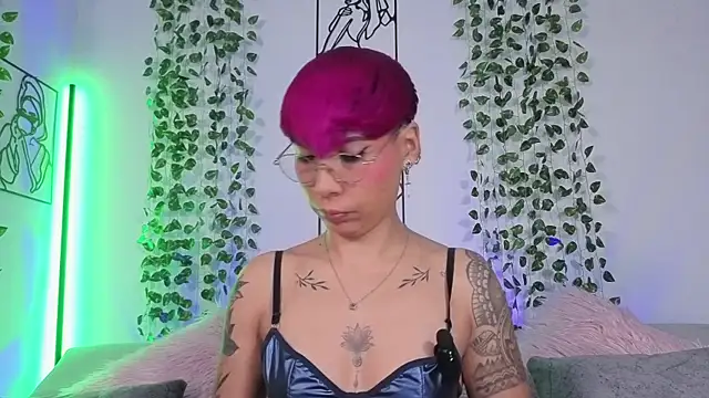 MiaMorgan  online show from April 2026 03:50:01 PM