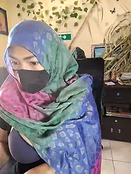 Snapshot of NAJWA-ARAB chatting on December 2024 02:37:01 PM NAJWA-ARAB online show from December 2024 02:37:01 PM