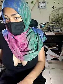 Snapshot of NAJWA-ARAB chatting on December 2024 05:51:01 PM NAJWA-ARAB online show from December 2024 05:51:01 PM