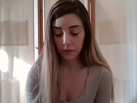 Snapshot of MissBella131 chatting on February 2025 01:32:02 PM MissBella131 online show from February 2025 01:32:02 PM