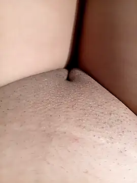 Khaleyssi online show from December 2024 02:42:02 PM