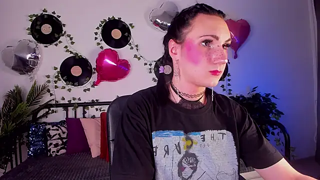 FillDammon online show from February 2025 02:00:01 PM