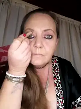 Kimmyb777 online show from July 2026 04:31:02 PM