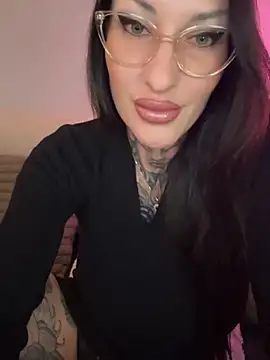 Snapshot of MeganWitch chatting on May 2026 06:47:02 PM MeganWitch online show from May 2026 06:47:02 PM