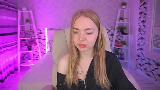 EmilySunshineS online show from June 2026 05:47:01 AM