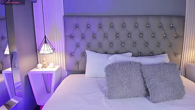 VioletthaRous online show from March 2026 10:38:01 PM