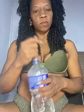 Snapshot of Luhma_hot chatting on May 2026 12:17:02 AM Luhma hot online show from May 2026 12:17:02 AM