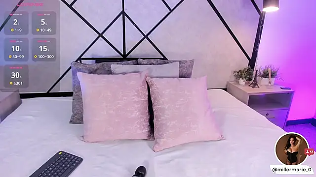 Snapshot of marie_miller_ chatting on December 2025 12:10:01 PM marie miller online show from December 2025 12:10:01 PM