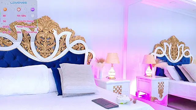 AshleyFerri online show from November 2025 11:22:01 AM