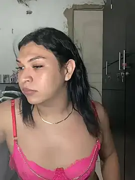 miavalentinaaa online show from August 2026 04:47:02 AM