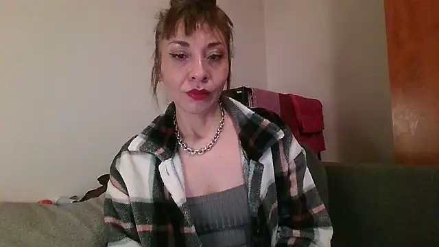 KarolinaReaper online show from January 2025 06:21:01 PM