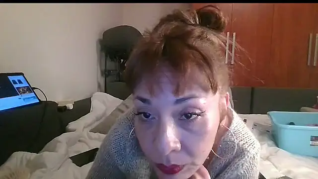 KarolinaReaper online show from February 2025 03:14:02 PM