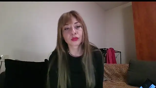 KarolinaReaper online show from March 2025 07:28:02 PM