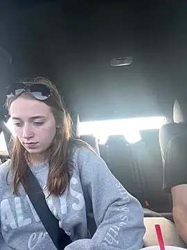 Maxinebabyyy online show from December 2024 07:21:01 PM