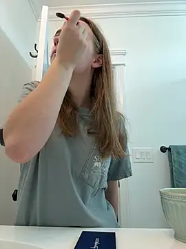 Maxinebabyyy online show from March 2025 02:23:01 PM