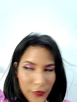 Snapshot of misskitty19-01 chatting on December 2024 12:56:02 AM misskitty19-01 online show from December 2024 12:56:02 AM