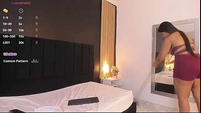 Snapshot of sweetsofia18 chatting on November 2025 10:52:02 PM sweetsofia18 online show from November 2025 10:52:02 PM