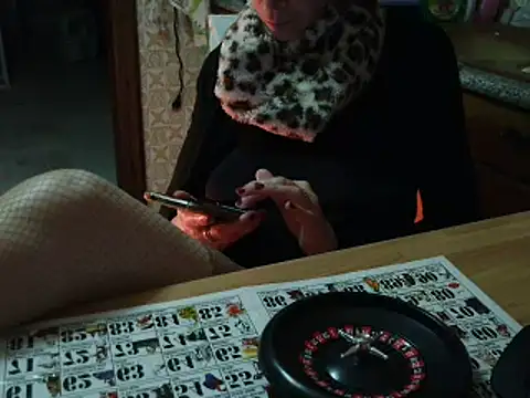 Snapshot of VeneRed chatting on October 2025 04:35:02 AM VeneRed online show from October 2025 04:35:02 AM