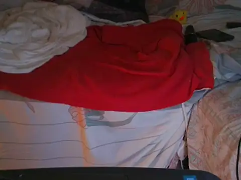 Snapshot of VeneRed chatting on November 2025 07:45:02 PM VeneRed online show from November 2025 07:45:02 PM