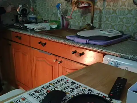 Snapshot of VeneRed chatting on November 2025 09:41:02 AM VeneRed online show from November 2025 09:41:02 AM