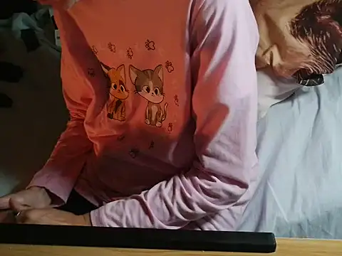 VeneRed online show from April 2026 08:12:02 PM