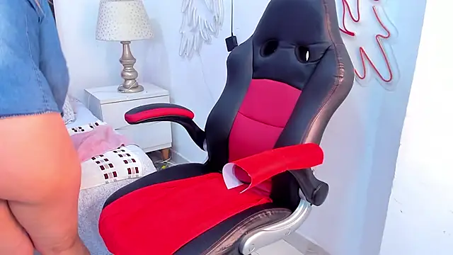 MalorySweet online show from December 2024 12:35:01 PM