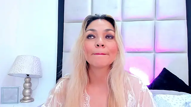 MalorySweet online show from December 2024 12:23:02 PM