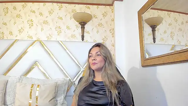 Snapshot of MalorySweet chatting on June 2026 01:10:01 PM MalorySweet online show from June 2026 01:10:01 PM