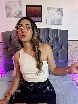 Snapshot of Scarlett_Khan chatting on January 2025 01:49:01 AM Scarlett Khan online show from January 2025 01:49:01 AM