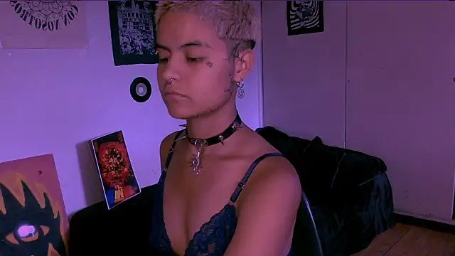 alex one888 online show from April 2026 10:18:01 PM