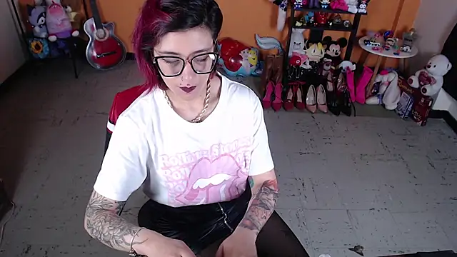 MissMiia2 online show from January 2025 02:30:01 PM